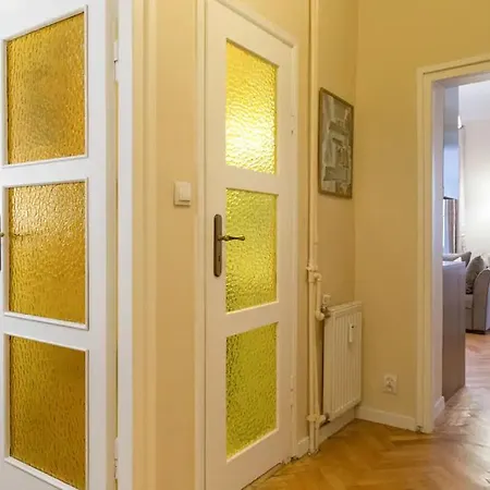 Coffee&chocolate Apt. Old Town.